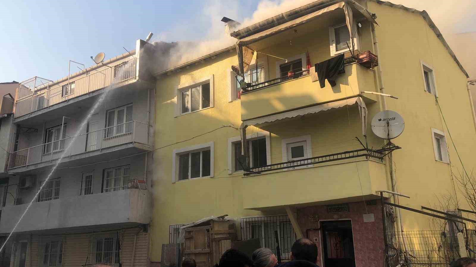 Bursa’da yangın paniği Bursa’da yangın paniği