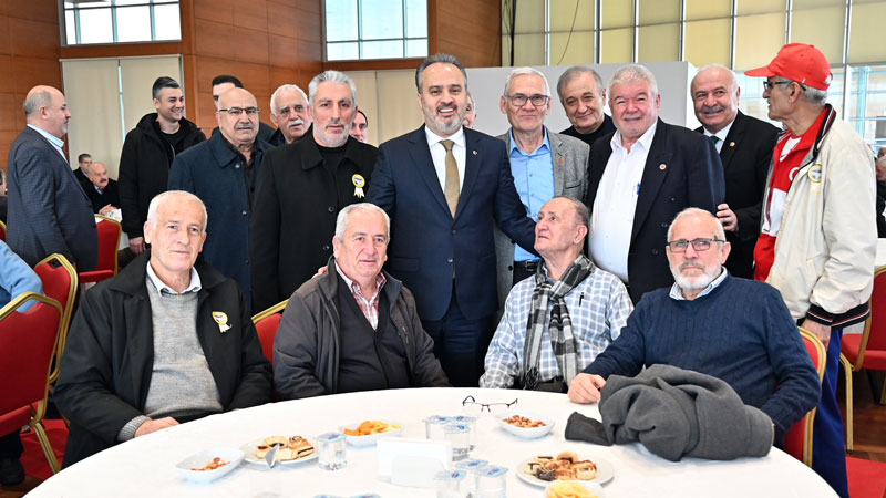 Merinoslular anıları yâd etti