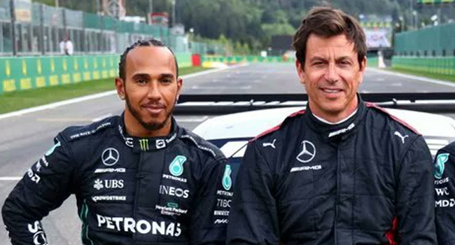 Wolff’tan Hamilton’a sonsuz kredi