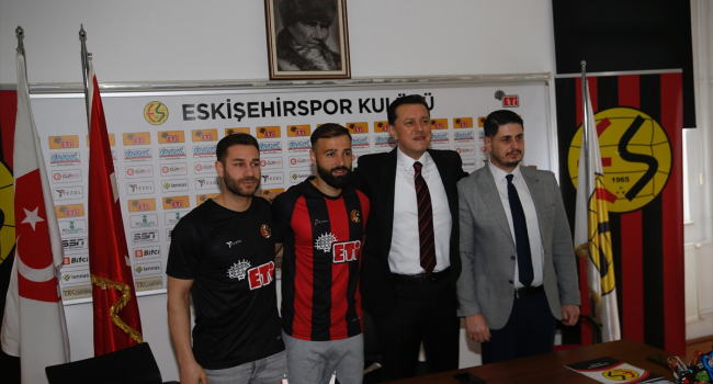 Eskişehirspor’da iki transfer birden Eskişehirspor’da iki transfer birden