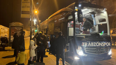 Depremzedeler Trabzonspor otobüsüyle Trabzon’a getirildi
