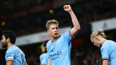 Arsenal koltuğu City’ye kaptırdı