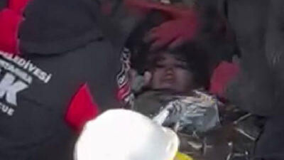 Mudanya ekipleri Suriyeli Fatma’yı 104. saatte kurtardı