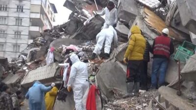 Herkesin bunu bilmesi gerekiyor! Enkaz altında yapıldığında ölümden kurtarıyor…