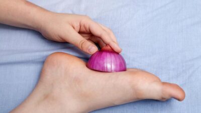 Uyurken ayağınızın altına soğan koyun ve olacakları görün!