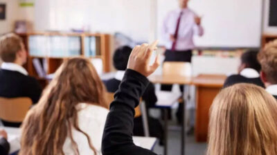 Milli Eğitim Bakanlığı’ndan ‘ek ders ücreti’ açıklaması