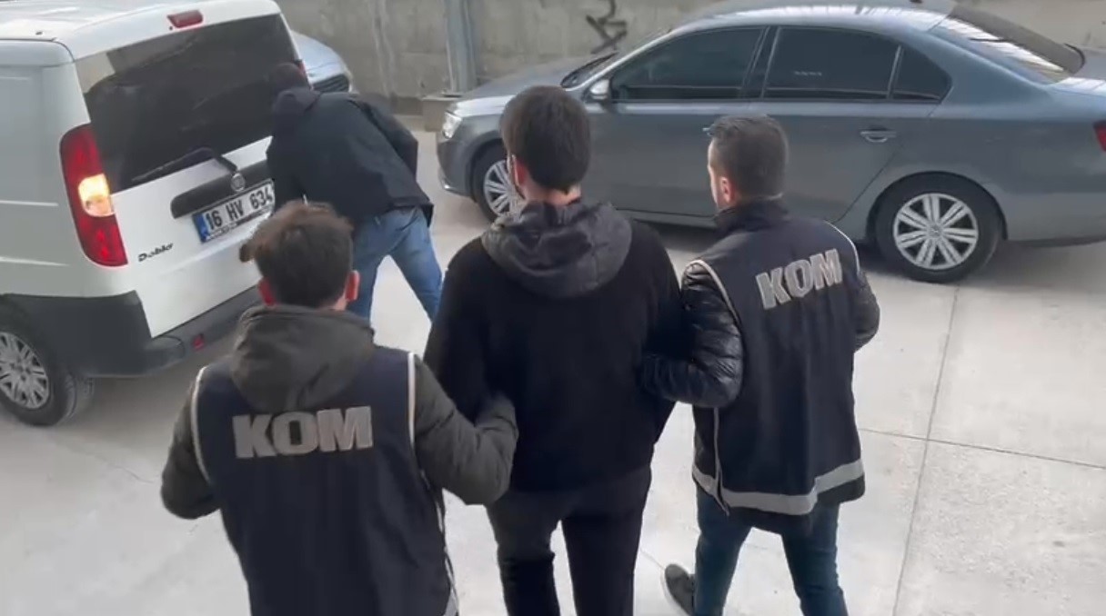 70 kişinin öldüğü sitenin mimarı Bursa’da gözaltına alındı 70 kişinin öldüğü sitenin mimarı Bursa’da gözaltına alındı