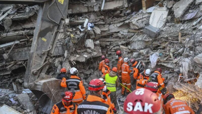 Kahramanmaraş merkezli depremlerde can kaybı 42 bini aştı