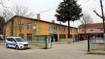Edirne’de dehşet! Ortaokullu kız öğrenci, 5 arkadaşını bıçakladı