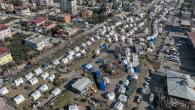 Birleşik Arap Emirlikleri’nden 33 bin kişilik çadır