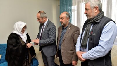 Bursa’da Türkan teyze umut oldu