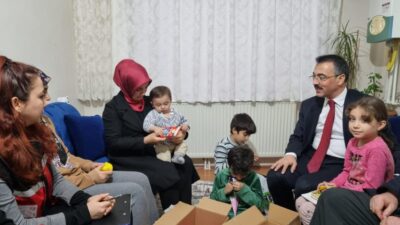 Bursa’ya yerleşen depremzede, ölen kardeşinin 2 çocuğunu sahiplendi