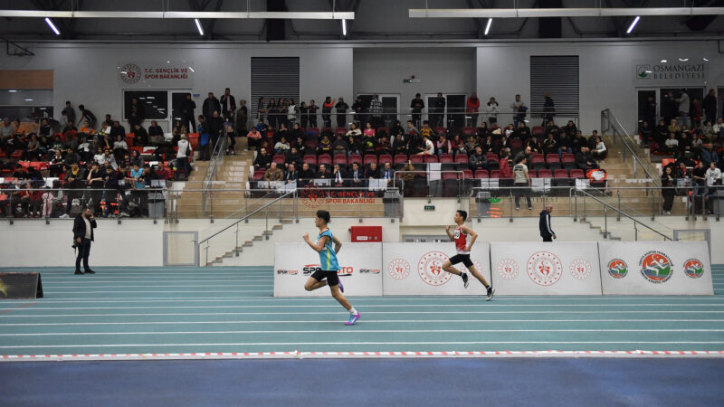 Osmangazi Atletizm Salonu’nda gençlik rüzgarı Osmangazi Belediyesi’nin Türk atletizmi adına gurur kaynağı eseri olan Osmangazi