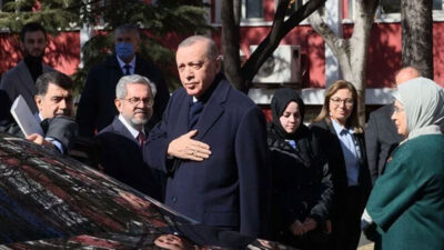 Cumhurbaşkanı Erdoğan, Aleyna Ölmez’i ziyaret etti
