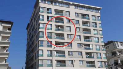 Bu görüntü deprem bölgesinden! Canını hiçe saydı