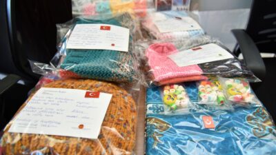 Mustafakemalpaşa’nın isimsiz yardımseverleri destekleriyle yürekleri ısıtıyor