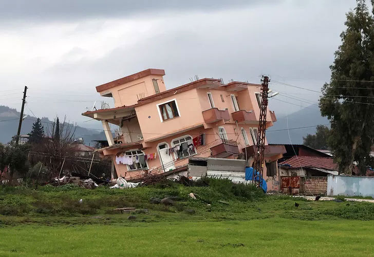 Binlercesi yerle bir olmuştu! 10 ildeki rakam açıklandı: 7 bin 584 adet yıkık ya da acil yıkılması gereken bina…