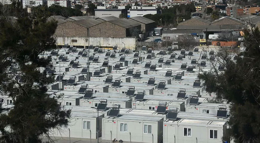 İzmir’deki konteyner kent, depremzedelere hazırlanıyor