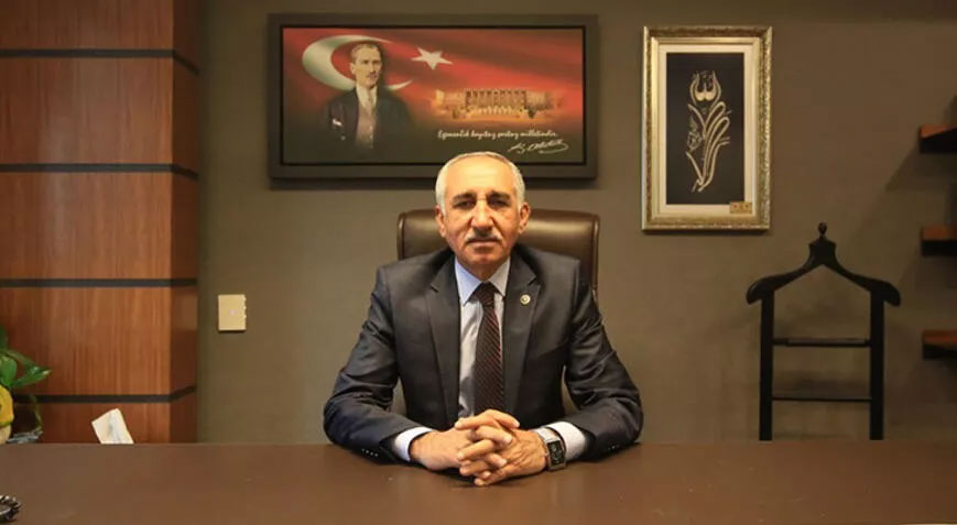 Enkaz altında kalan AK Parti’li vekil Yakup Taş hayatını kaybetti Enkaz altında kalan AK Parti’li vekil Yakup Taş hayatını kaybetti