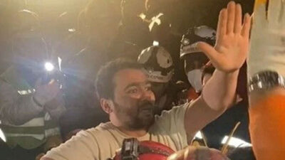 167. saatte mucize kurtuluş: Enkazdan yürüyerek çıktı, el salladı