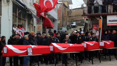 Hatay’da enkazda kalan astsubay ve ailesi, Çanakkale’de toprağa verildi