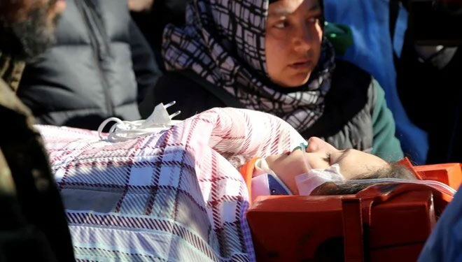 Enkazdan 248’inci saatte kurtarılan Aleyna Ölmez’in sağlık durumu nasıl?