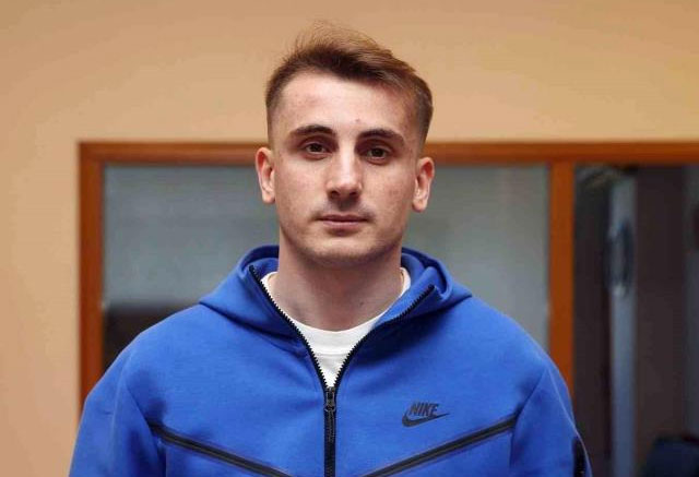 Kerem’den anlamlı hareket! Tarihi maçtaki topu bağışlayıp taraftara çağrıda bulundu Kerem’den anlamlı hareket! Tarihi maçtaki topu bağışlayıp taraftara çağrıda bulundu