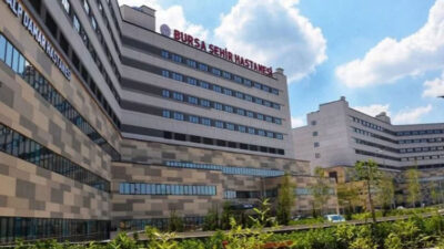 Bursa Şehir Hastanesi depremde yıkımdan koruyan 859 sismik izolatörüyle güven veriyor