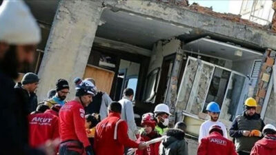 Uzmanlar açıkladı: Depremde enkaz altında ne kadar, kaç gün sağ kalınabilir? Dünyadan enkaz altında kalma süreleri…