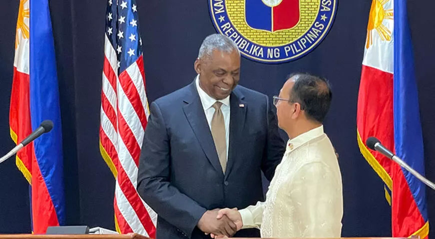 ABD, dört yeni askeri üsse erişim için Filipinler ile anlaştı