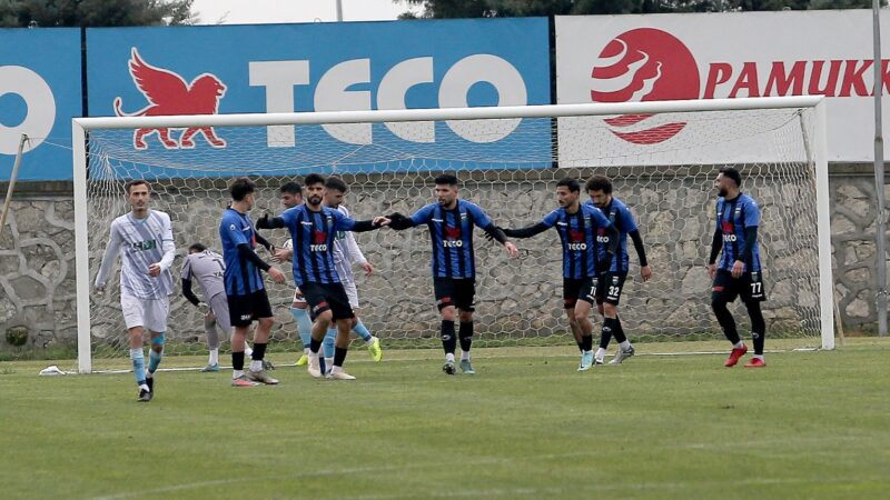 2. Lig’deki Bursa ekibi hata yapmadı TECO Karacabey Belediyespor, TFF 2. Lig'in 23. haftasında evinde Pazarspor'u