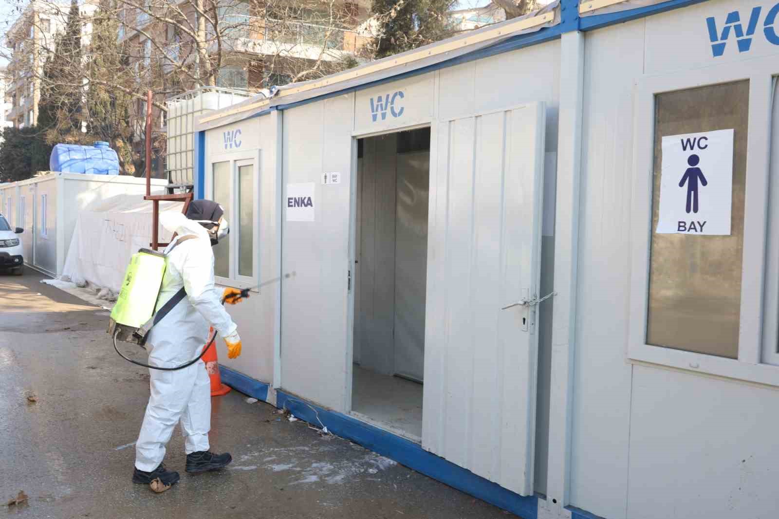 Büyükşehir’den deprem bölgesinde hijyen seferberliği Büyükşehir’den deprem bölgesinde hijyen seferberliği