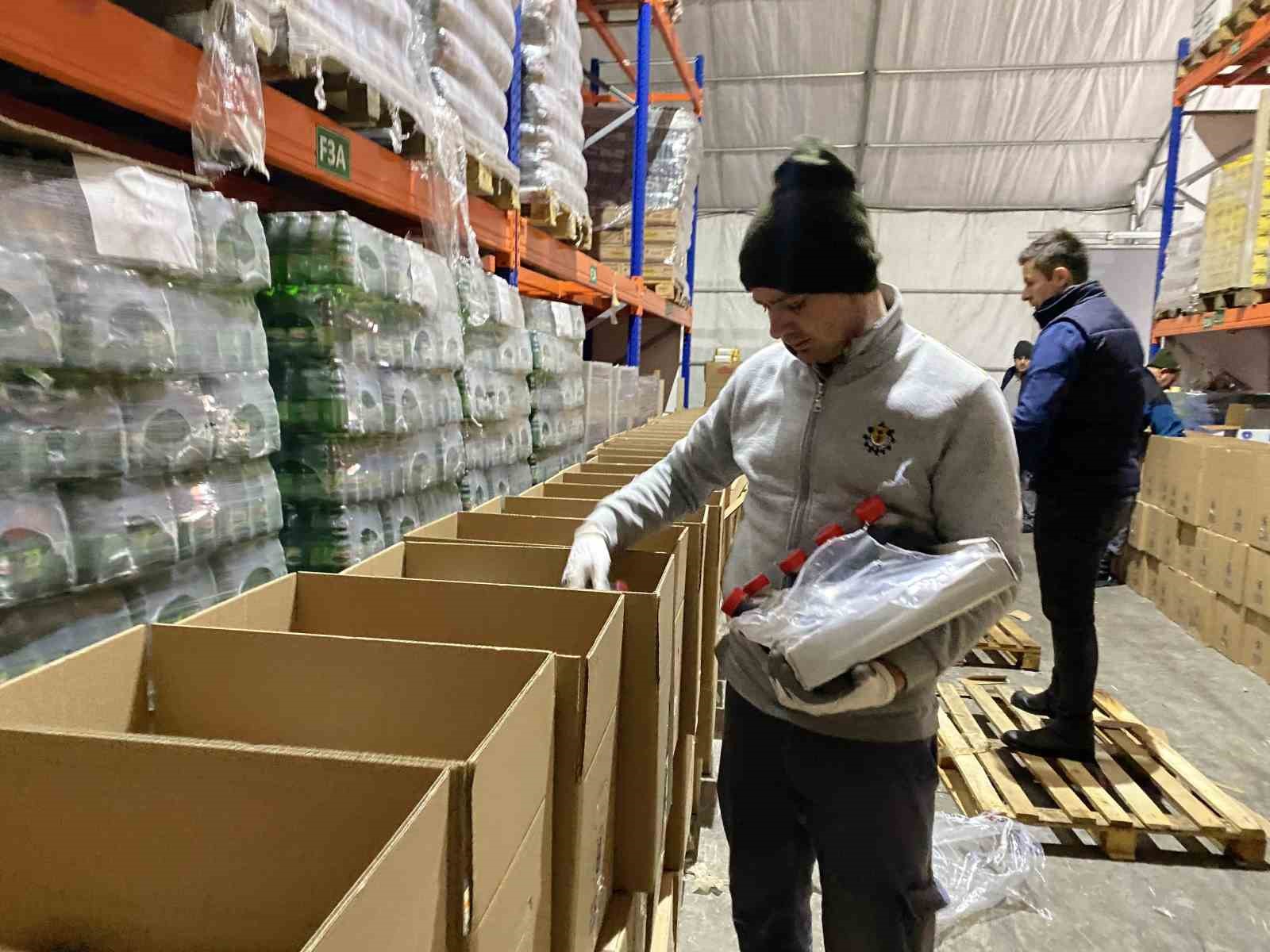 Bursa’dan Gaziantep’e yardım Bursa’dan Gaziantep’e yardım