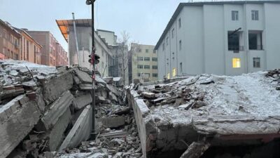 Milli Eğitim Bakanı açıkladı! Deprem bölgesinde eğitime ara