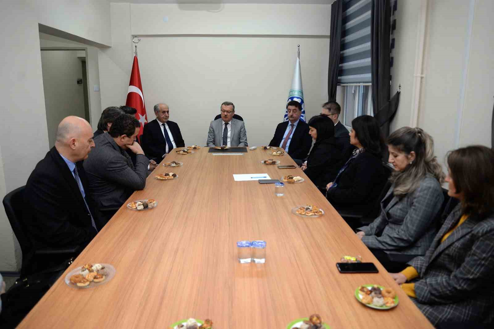 Diş Hekimliği Fakültesi’nde görev değişimi