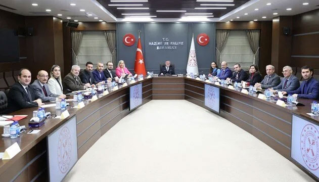 Bakan Nebati EYT’nin bütçeye yükünü açıkladı: Bu yıl için 255 milyar lira Bakan Nebati EYT’nin bütçeye yükünü açıkladı: Bu yıl için 255 milyar lira