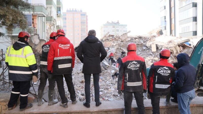 Gürsu Belediye Başkanı Işık Kahramanmaraş’ta Afetin ilk gününden beri ilçesindeki yardım faaliyetlerini koordine eden Gürsu