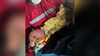 Sesini ağlayarak duyurdu! 140. saatte ‘Hamza bebek’ mucizesi