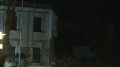 Hatay’da peş peşe yaşanan depremlere valilik binası dayanamadı!