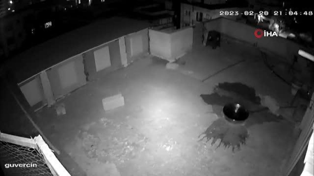 Hatay depremi güvenlik kamerasına böyle yansıdı