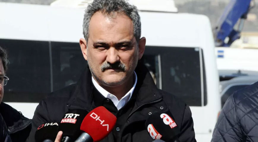 Bakan Özer’den 10 ilin eğitim durumuyla ilgili açıklama Bakan Özer’den 10 ilin eğitim durumuyla ilgili açıklama