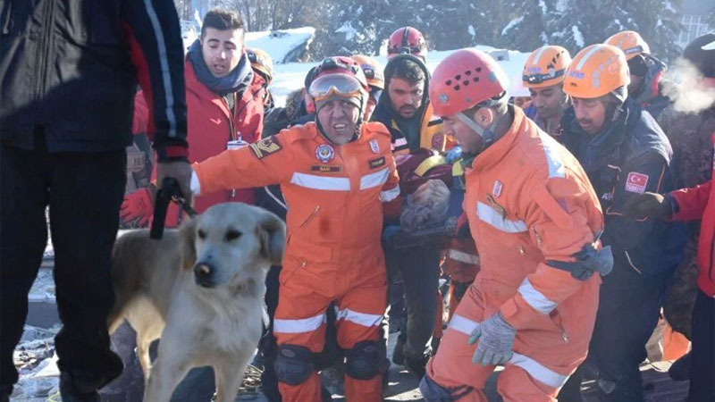 Yerini ‘Köpük’ buldu! 77 saat sonra kurtarıldı