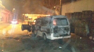 Bursa’da minibüs küle döndü