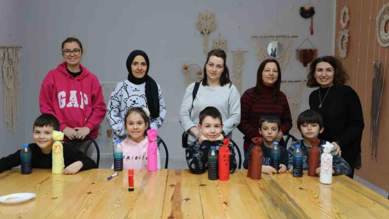 Mudanyalı çocuklar yarıyıl tatilinde sanatla buluştu Mudanya Belediyesi’nin çocuklar ve annelerine yönelik hazırladığı sanatla dolu, eğlenceli