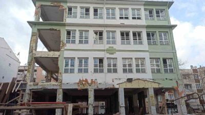 Mustafakemalpaşa’daki okullarda deprem seferberliği