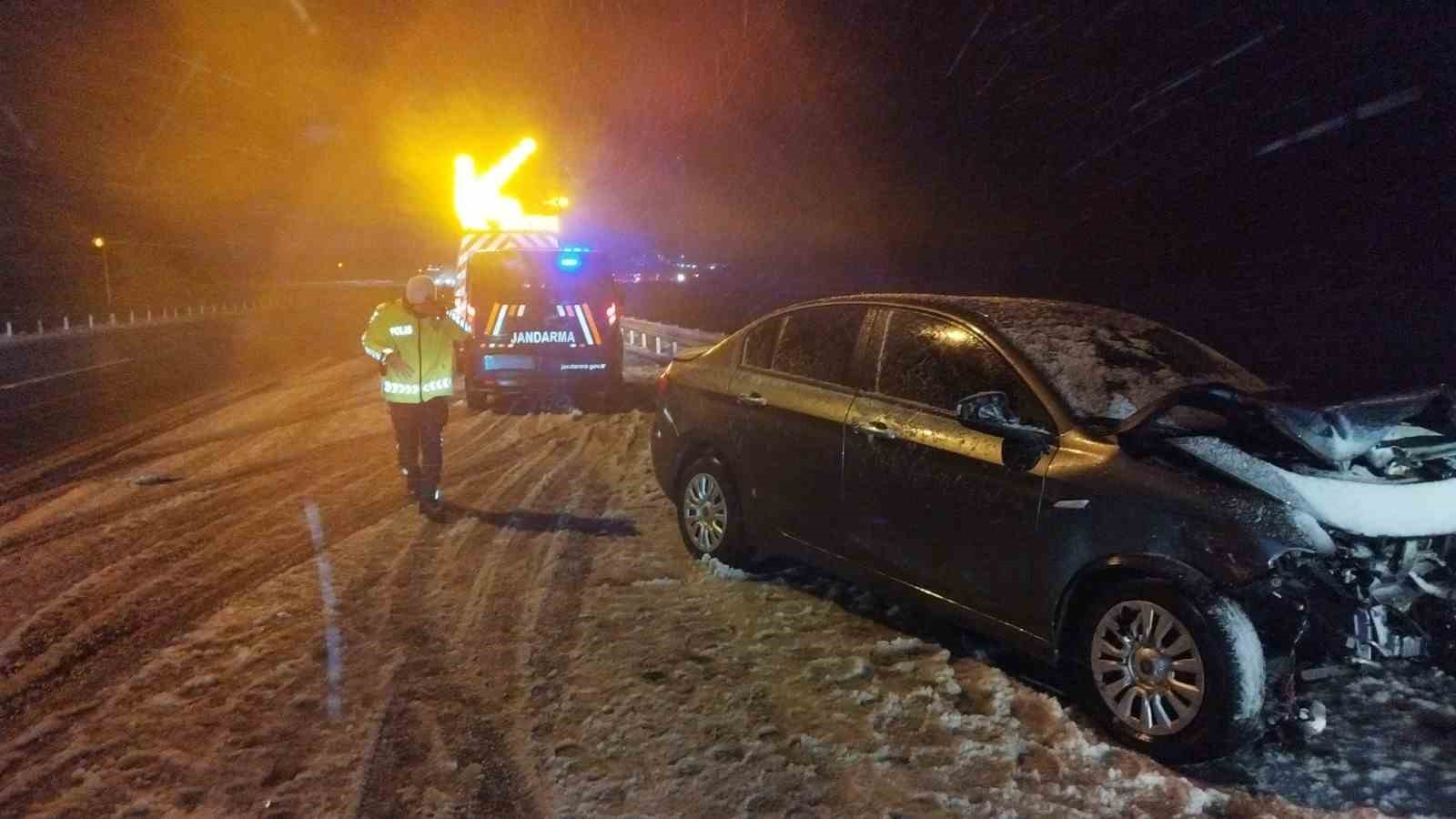 Bursa’da otobanda kaza: Yaralılar var