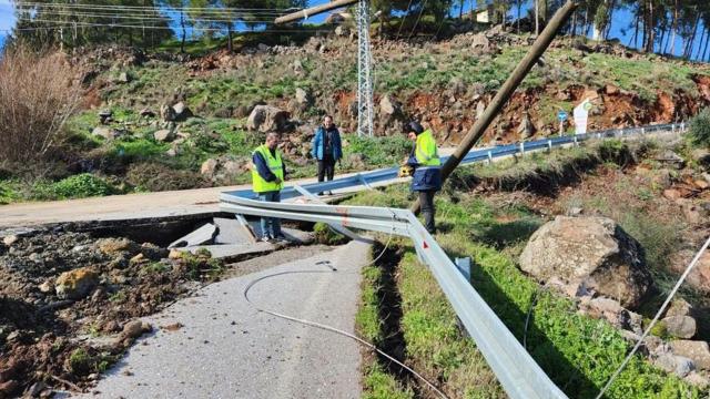Dönmez kırılan faydan yeni fotoğraflar paylaştı