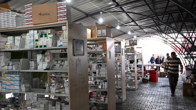 10 ilde 26 sahra eczanesi kuruldu