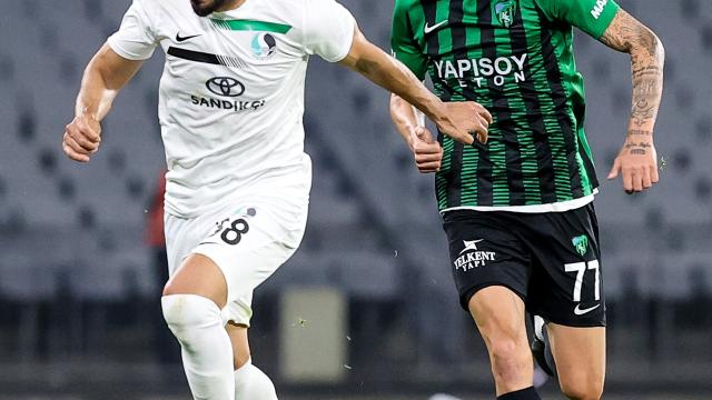 Sakaryaspor ile Kocaelispor’ndan yardım maçı