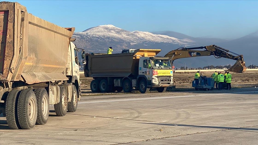 Ulaştırma Bakanı’ndan Hatay Havalimanı açıklaması